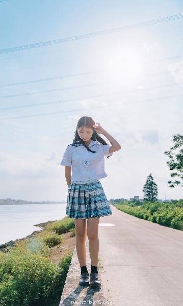 泡在我家的辣妹